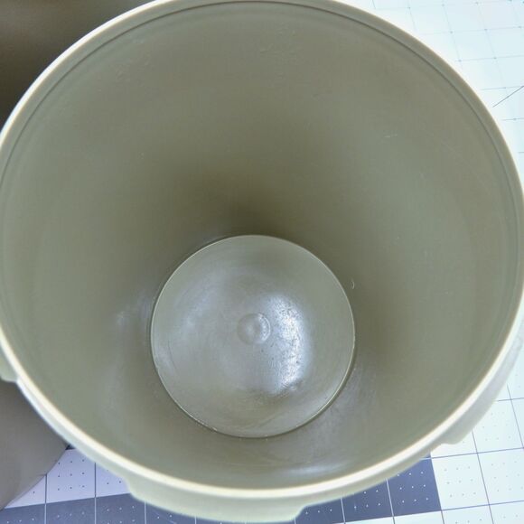 Tupperware Avocado Green Servalier Nesting Canister Set of 3 805 807 809 - Picture 15 of 15